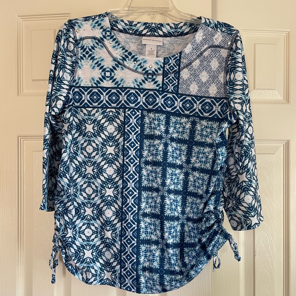 Small Women's Top
